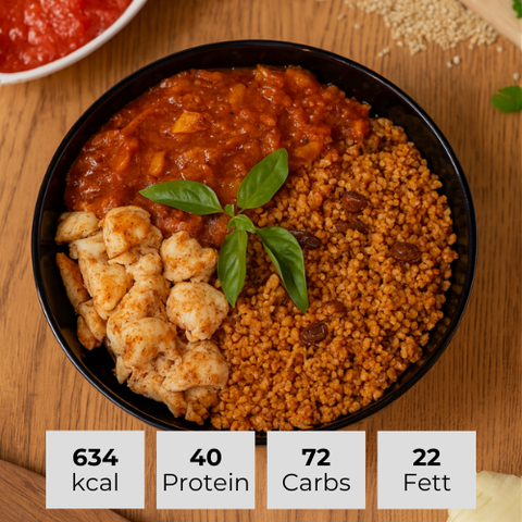 11. Bulgur mit Hähnchenbrust und Tomatensoße