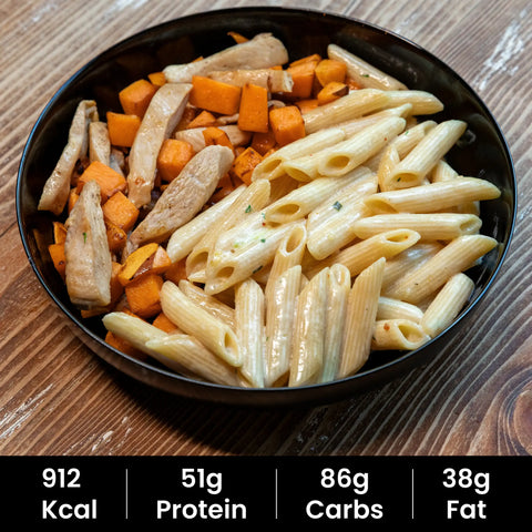 16. Süßkartoffeln mit Hähnchenbrust dazu Nudeln